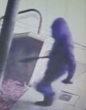 Witnesses sought; Chapman aggravated robbery