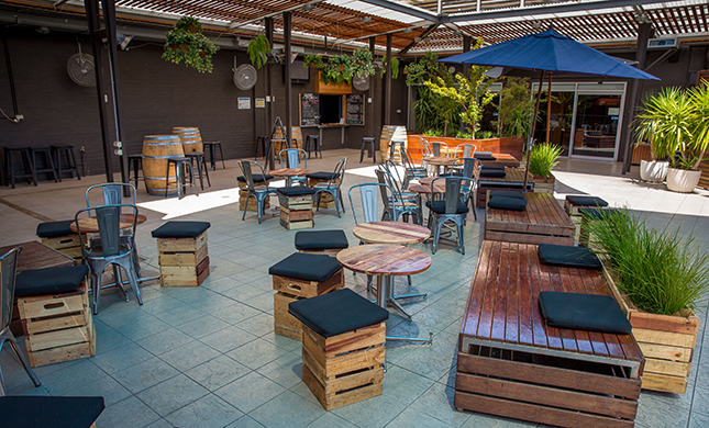 The Canberra Wine House Entertainment