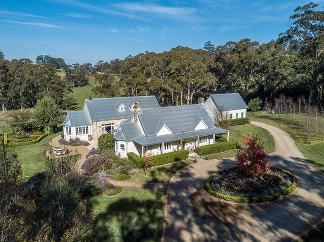Stunning house in the country full of English charm