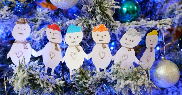 Christmas Countdown: Christmas with the family and in-laws - a survival guide
