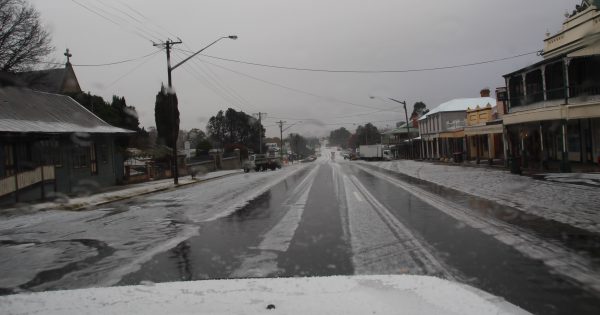 Winter arrives on the Tablelands