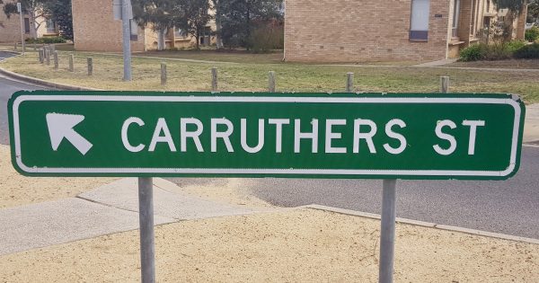 Parents warned after man approaches Curtin primary student