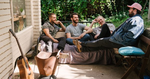 With an array of instruments and varying abundance of facial hair, The Tipsy Scholars take their debut EP on the road