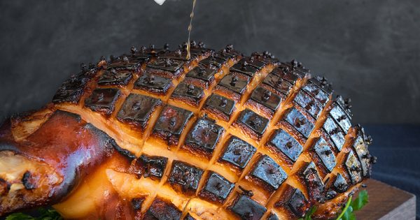Pialligo Estate shares their secrets to a perfectly glazed Christmas Ham