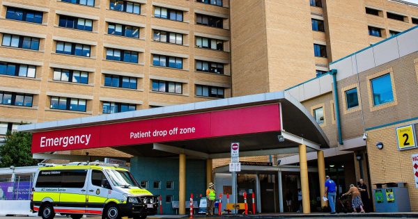 Elective surgery slumps but ED waits improve, says health report card