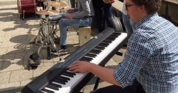 Committee calls for Government to restore funding for ANU music course