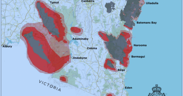 UPDATED: Batemans Bay and north hit by fire, Snowy blazes mount, highways closed