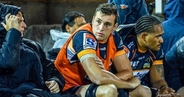 Last-minute lapse puts an end to Brumbies' home winning streak