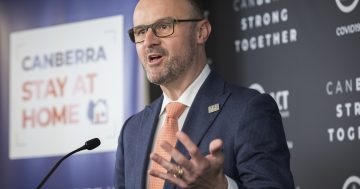 Barr warns Victorian MPs not to endanger ACT's safety