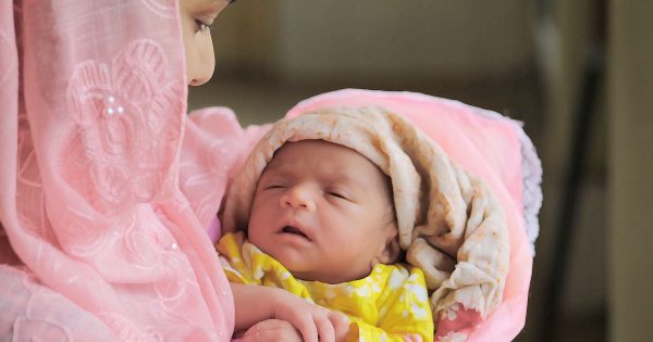 APS Commission releases review into parental leave for Commonwealth employees
