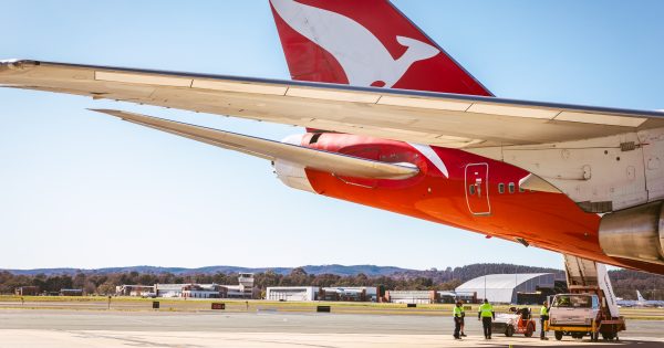 Almost 500 new COVID-19 cases as ACT records another death, extends public health emergency