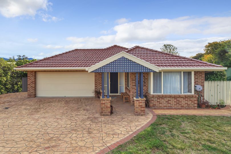 15 Richardson Circuit, Conder
