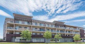 Residents told to leave apartment complex over structural issues
