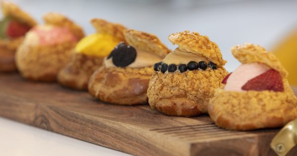 Hot in the City: Super Emoji, CityWalk