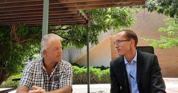 Canberra Hospital program takes transplant burden off kidney patient's mind