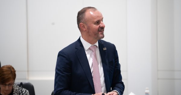 International student return proposal remains on Commonwealth's desk: Barr