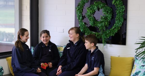 Evatt Primary School cafe treating students and parents alike