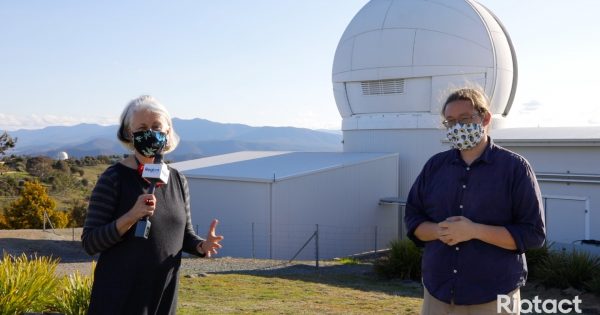Weekly news wrap with Genevieve Jacobs talking earthquakes, kangaroos and Supercars