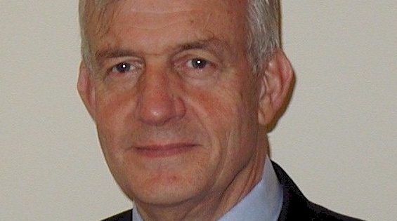 Former Defence Secretary Paul Barratt dies aged 77