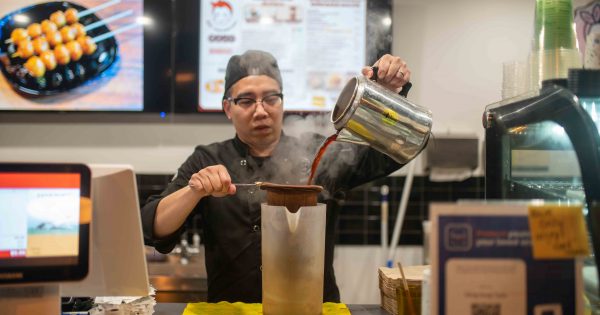 Hot in the City: Hong Kong Taste serves up Hong Kong-style milk tea in Braddon