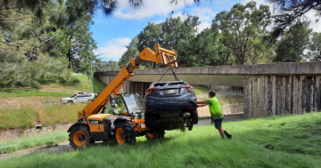 UPDATED: Man dies after losing control of vehicle on Drakeford Drive