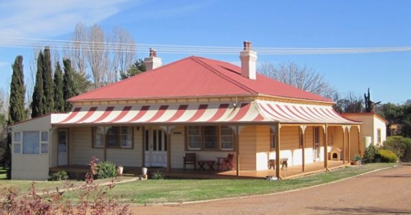 'Deasland' homestead demolished because of Mr Fluffy asbestos