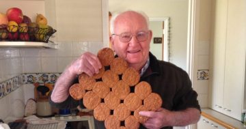 When it crumbs to the best Anzac biscuits, our dough's on Llew