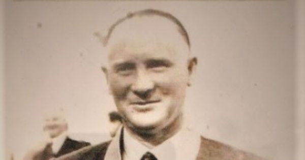 Cooma professor among first NSW Blue Plaque recipients