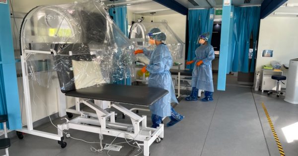 Canberra woman in her 70s dies with COVID-19, Australia passes 10,000 pandemic deaths