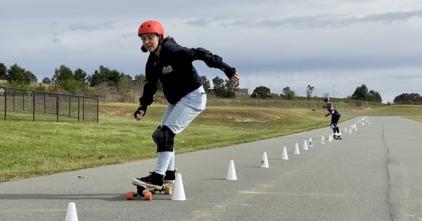 Meet the Canberra skater girls kicking off 'slalom skateboarding' at international competition