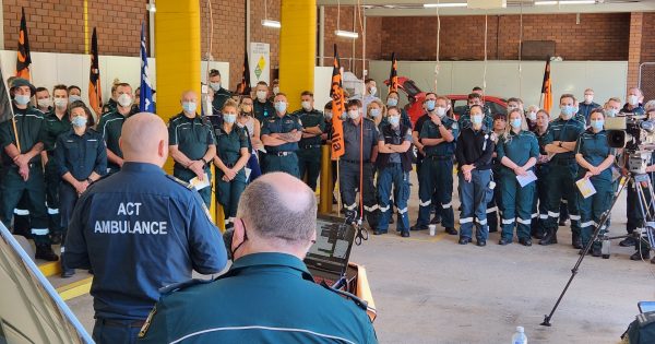 'Overpromised and under-delivered': Paramedics pass second no-confidence vote in ESA Commissioner