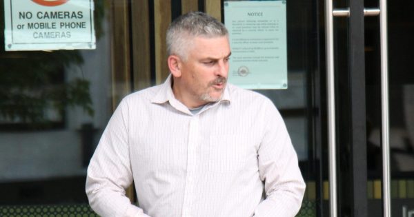 Public servant creates fake identity to claim Centrelink payments