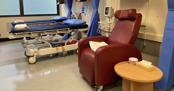 Selected GPs now able to deliver no-cost medical abortions for early stages of pregnancy