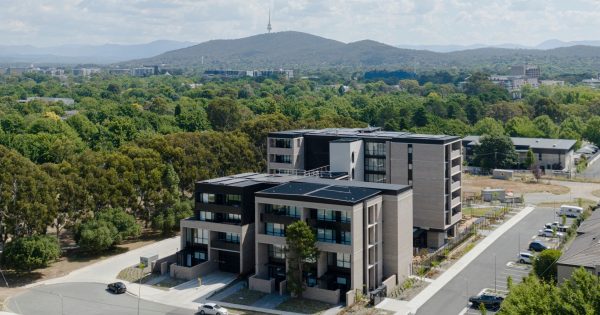 Greens right on housing response but wrong to block bill