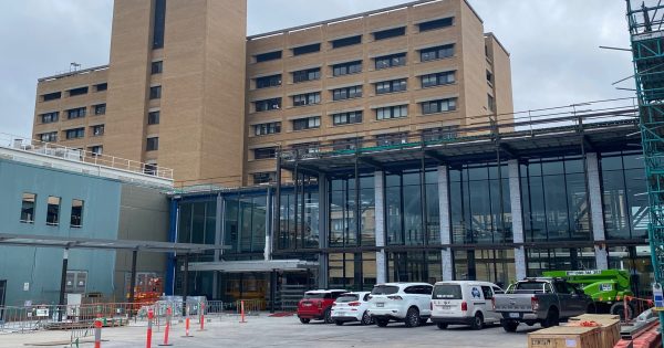 Canberra Hospital Medical Imaging union staff to commence overtime bans from midnight tonight