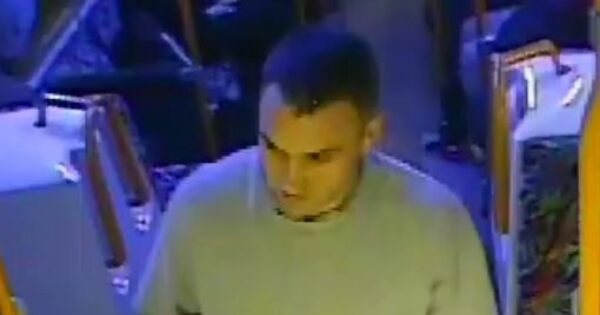 UPDATE: Wanted man spotted on bus after fleeing court custody