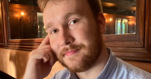 Greater Canberra should be more upfront about its party affiliation, community council says