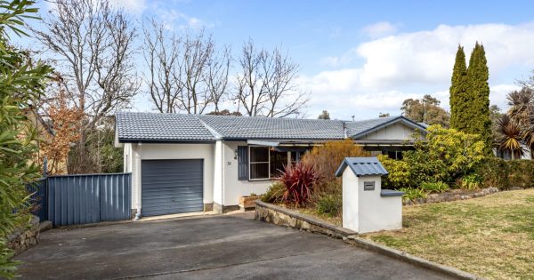 Next generation of families flock to Canberra 'burbs as downsizers move out