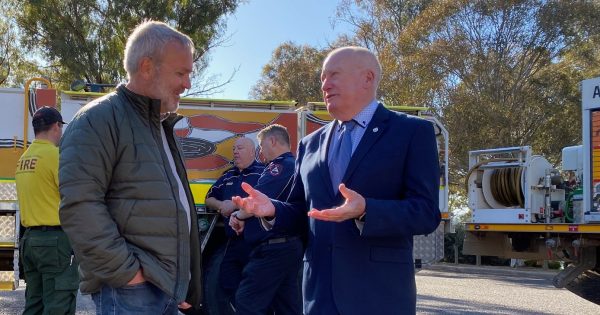 'Challenging' bushfire preparation bolstered by traditional knowledge