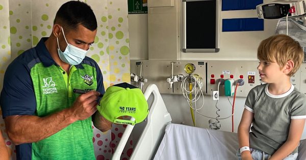Canberra Raiders star and Elliott Gray lead charge in Red Wig Challenge