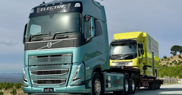 Electric truck makes Australia-first journey from Brisbane to Canberra