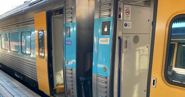 Support to put stalled Canberra to Sydney fast rail project 'back on track'