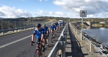 Ferocious magpies, smelly tents, and 2000 m climbs: Hartley Cycle Challenge riders doing it for the team and community