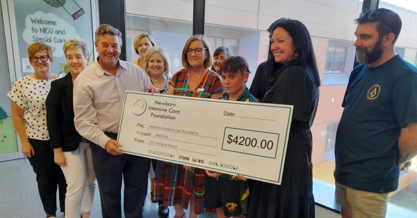Jett reunites with the Canberra NICU nurses who 'saved me'