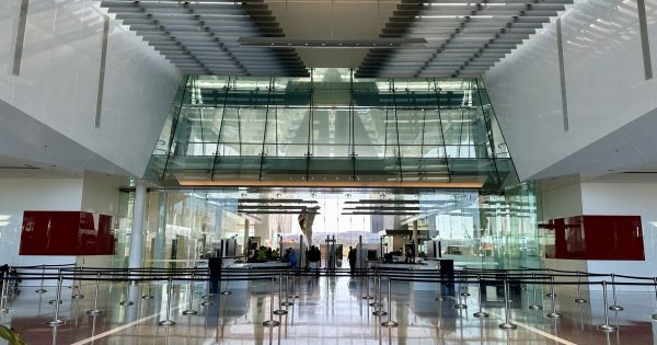 Man removed from Canberra Airport allegedly kicked police officer in face