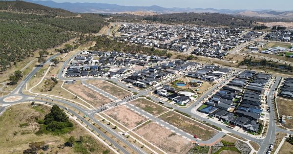 ACT Government insists there's no conspiracy as Liberals question $50 million for Suburban Land Agency