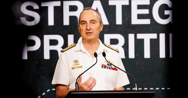 Government announces David Johnston as next Chief of Defence Force