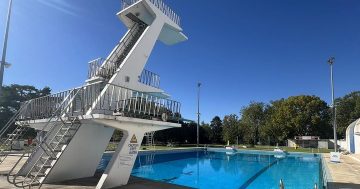 Call to put Canberra Aquatic Centre tender on hold