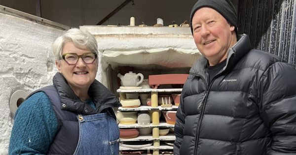 Canberra potters all fired up for annual student-teacher exhibition