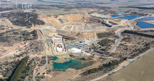 'Sell out our community': Opponents raise alarm as NSW Government seeks feedback on waste planning